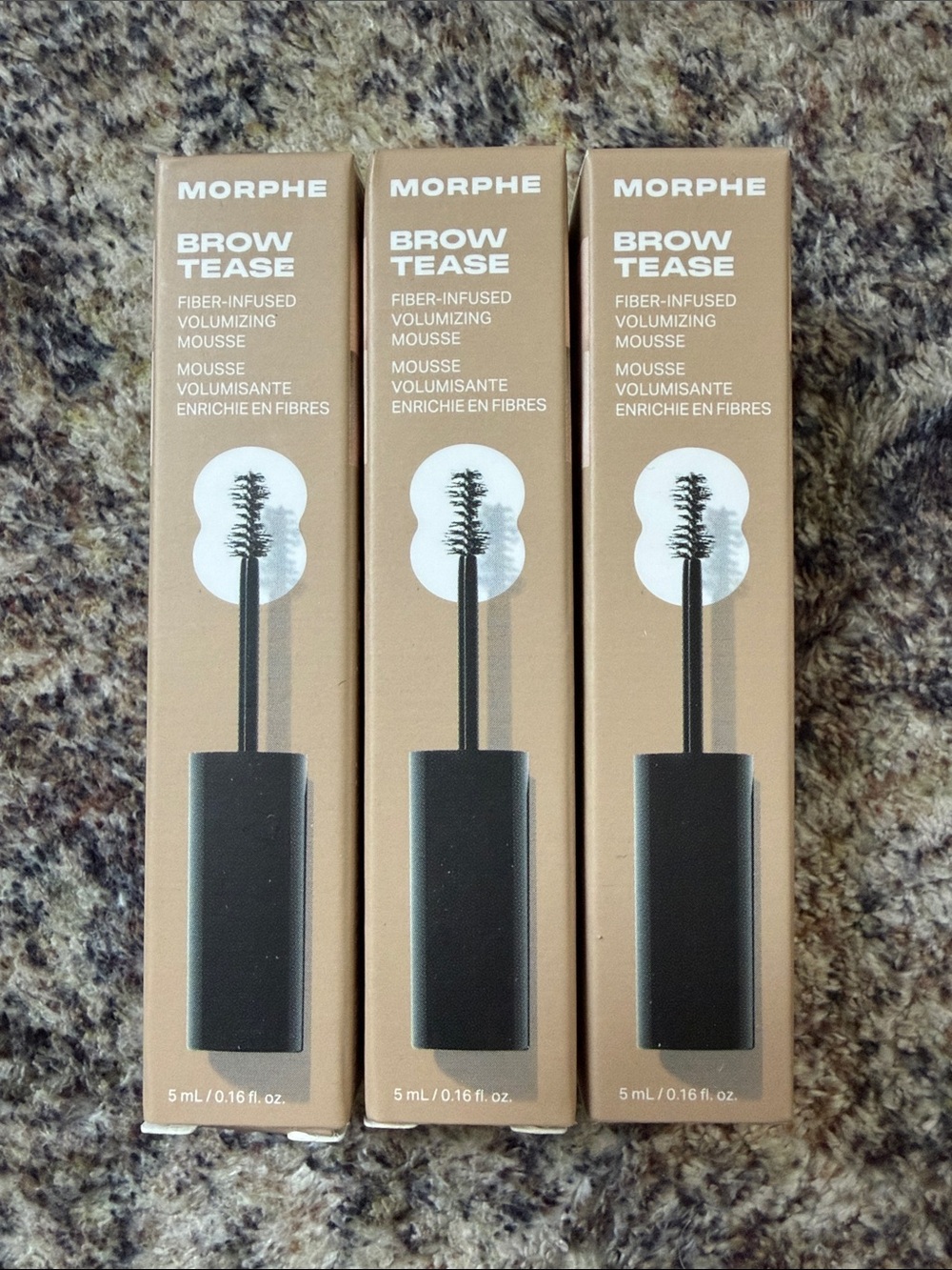 Morphe-brow tease
Macadamia